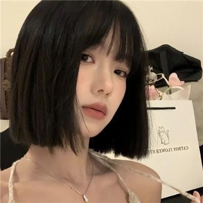 红粉妖魔